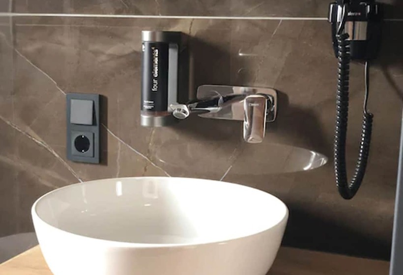 Номер Комфорт Индивидуальный, Intergroup Business & Design Hotel Ingolstadt