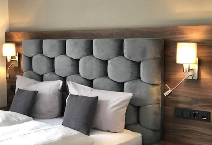 Номер бизнес-класса, Intergroup Business & Design Hotel Ingolstadt