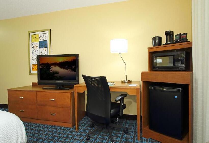 Номер Стандарт Кровать Кинг Адаптированный для Инвалидов, Comfort Inn & Suites Olathe   Kansas City