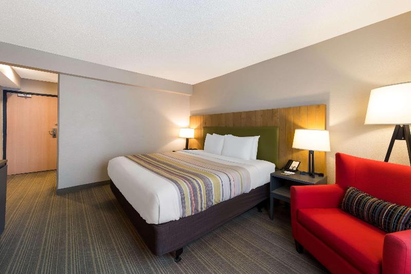 اتاق استاندارد با تخت بزرگ, Country Inn & Suites By Radisson, Wichita East, Ks
