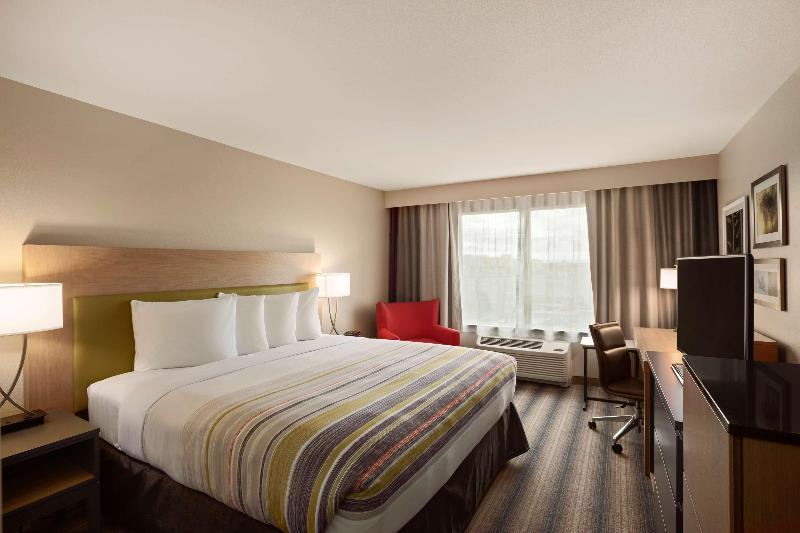 اتاق استاندارد با تخت بزرگ, Country Inn & Suites By Radisson, Wichita East, Ks