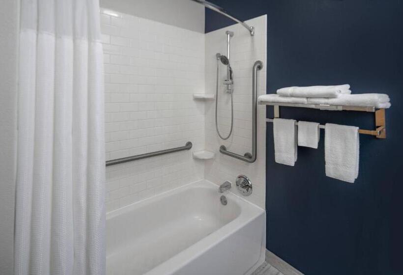 Номер Deluxe Кровать Кинг, Fairfield Inn And Suites By Marriott Lake Charles   Sulphur