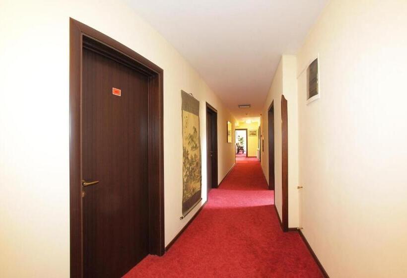 اتاق اکونومی یک تخته, Victoria