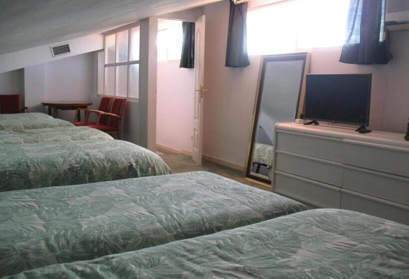 패밀리 룸, Residencial Playa Lisa
