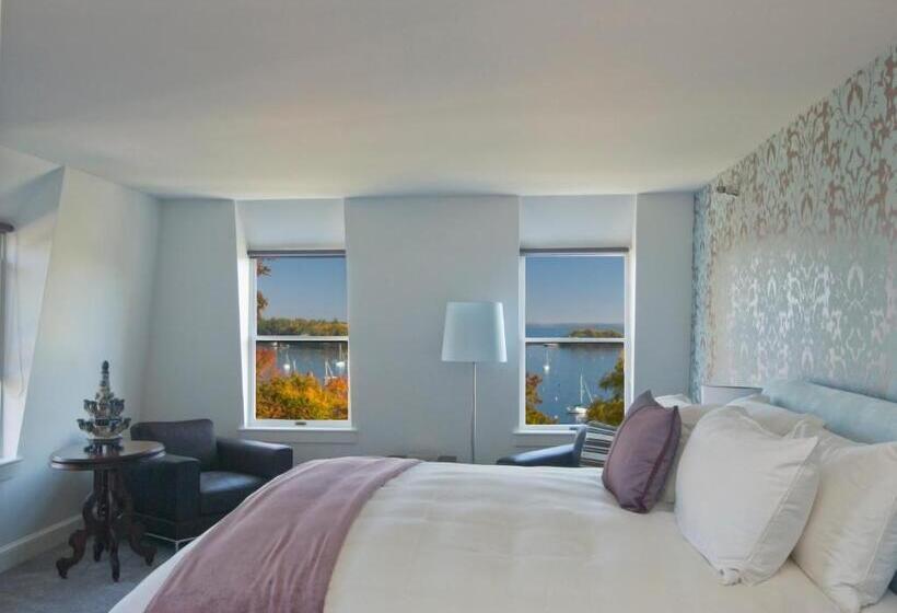 Номер Deluxe Вид на Море, Relais Chateaux Camden Harbour Inn