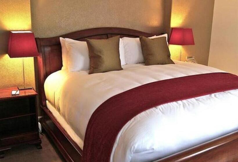 Номер Стандарт, Relais Chateaux Camden Harbour Inn
