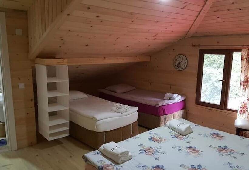 اتاق استاندارد چهار تخته, Mjora Butik Otel