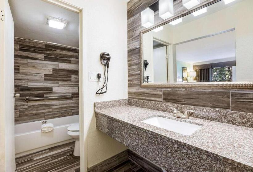Люкс, Baymont By Wyndham Orlando Downtown