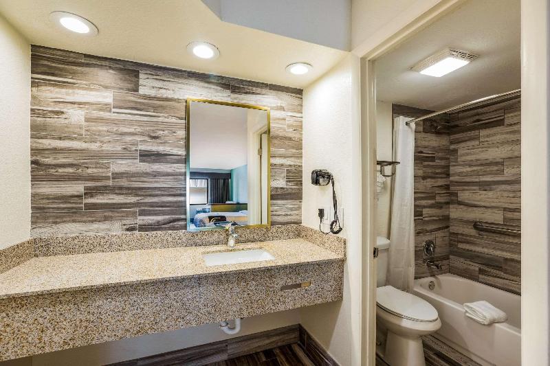 스위트, Baymont By Wyndham Orlando Downtown