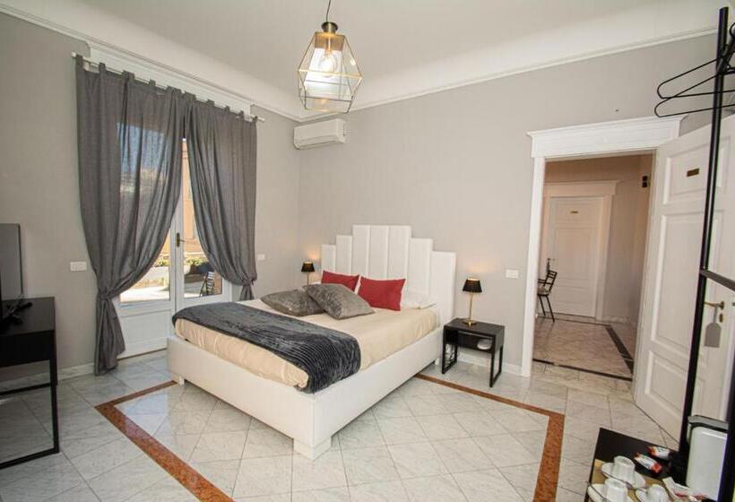 اتاق لوکس, Compasso Suites