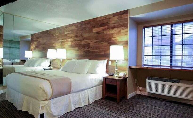 Deluxe Kamer met Kingsize Bed, Postmarc Hotel And Spa Suites