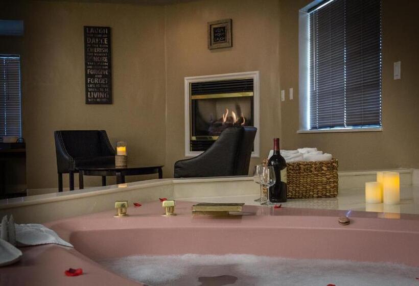 Suite, Postmarc Hotel And Spa Suites