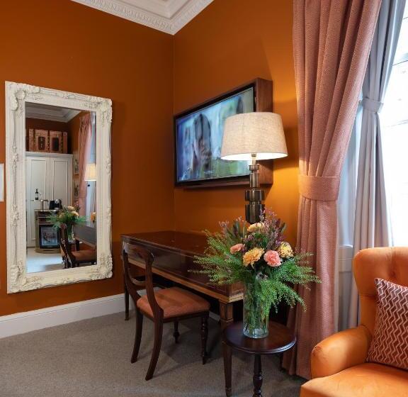 Стандартный Номер Кровать Кинг, Schloss Roxburghe, Part Of Destination By Hyatt