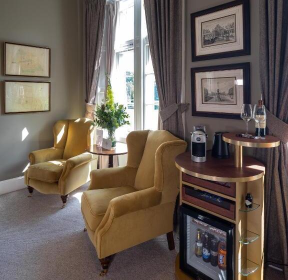 Полулюкс, Schloss Roxburghe, Part Of Destination By Hyatt