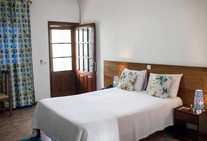 اتاق استاندارد, Praia Accommodation