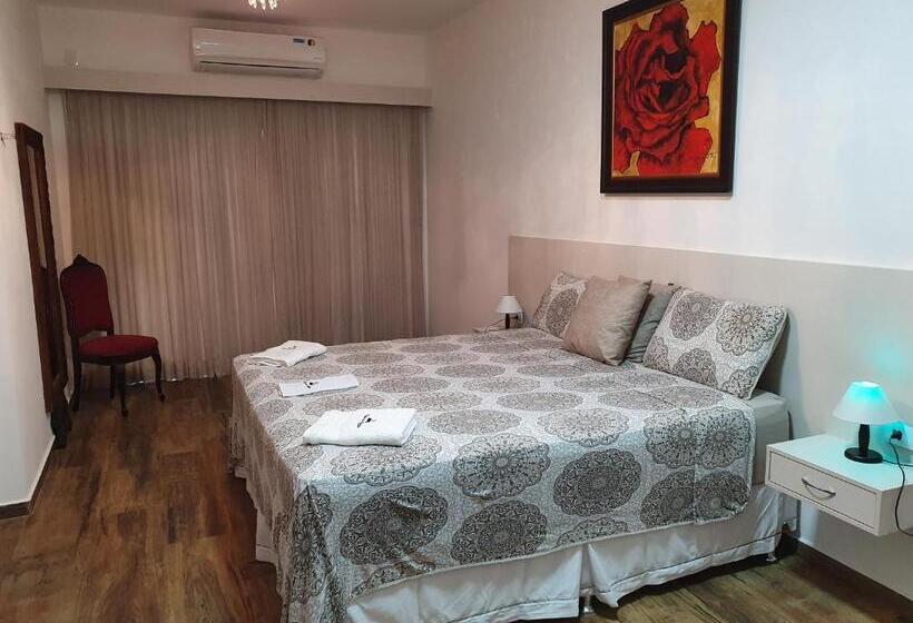 프레지덴셜 스위트, Espaço Casa Na Rocha