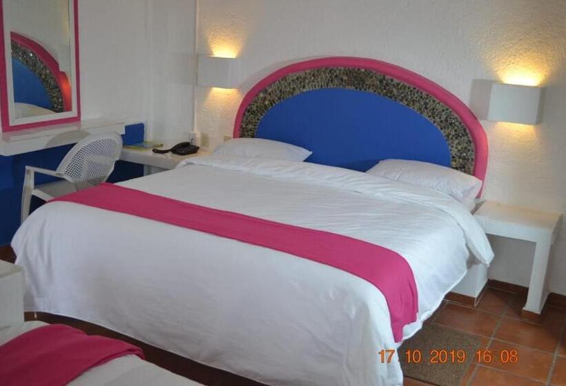 スタンダードトリプルルーム, Pachuca Inn