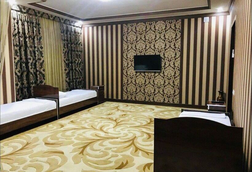 اتاق خانوادگی, Sitorabonu Guest House