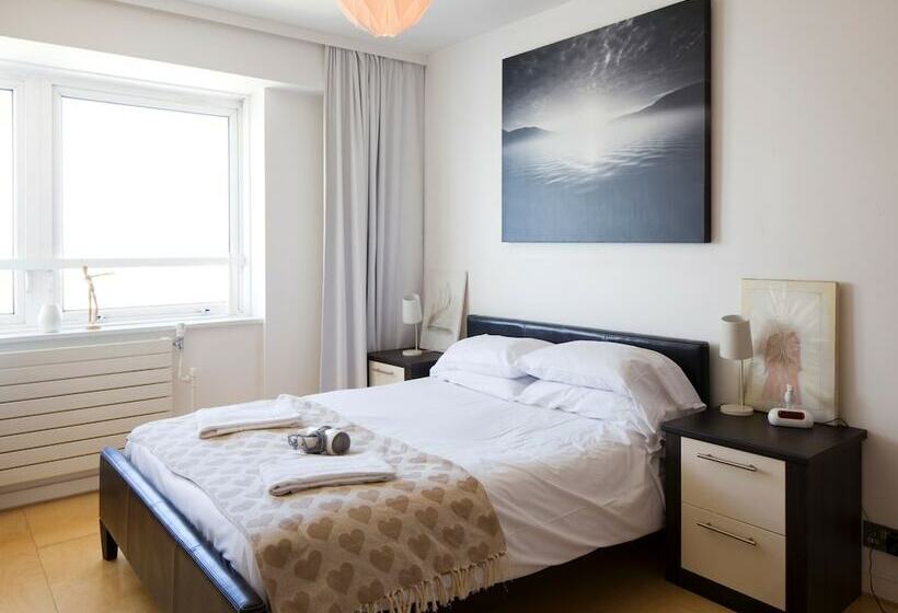 带两个卧室的顶楼公寓, Stay In The Heart Of.. Brighton