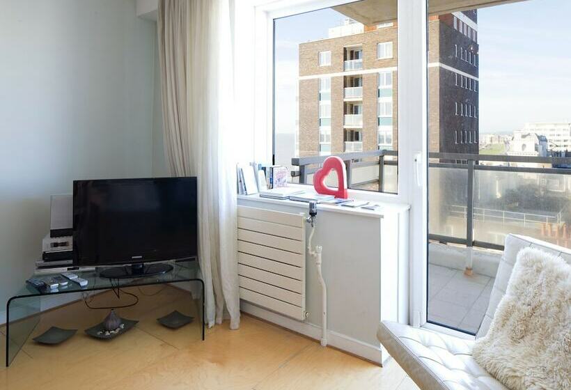 带两个卧室的顶楼公寓, Stay In The Heart Of.. Brighton