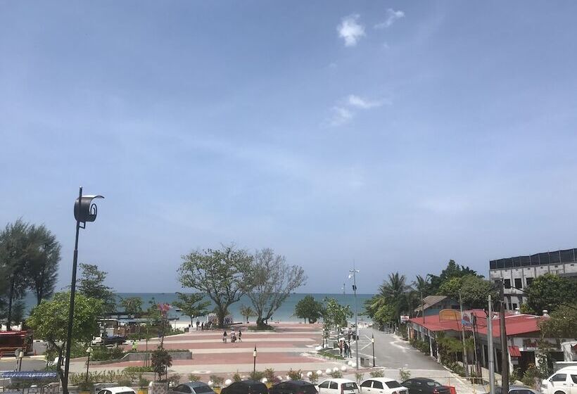 سوییت, Adya Hotel Chenang