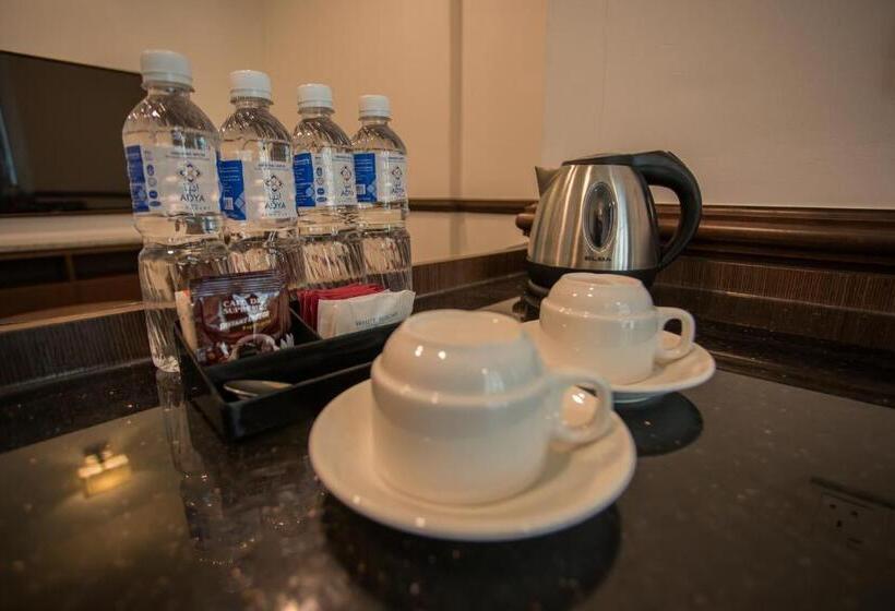 سوییت, Adya Hotel Chenang
