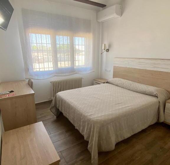 스탠다드 룸, Hostal Restaurante San Isidro