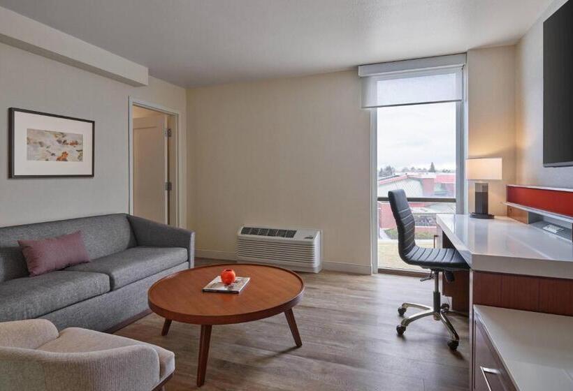 Люкс Кровать Кинг, Delta Hotels By Marriott Denver Thornton