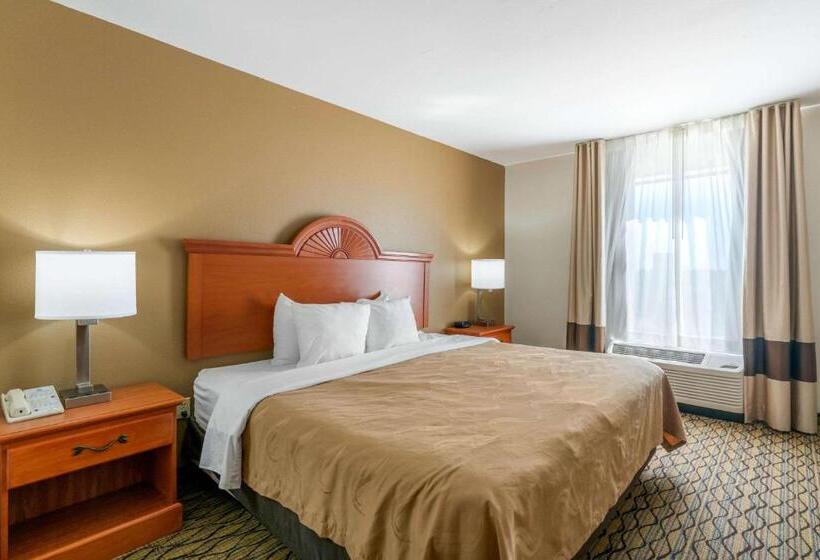 Стандартный Номер Кровать Кинг, Quality Inn & Suites Jefferson City
