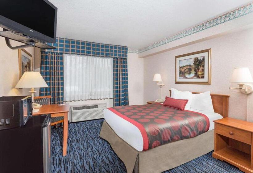 Номер Стандарт, Ramada By Wyndham Kent Seattle Area