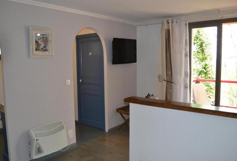 Quarto standard, Maison De La Vigne