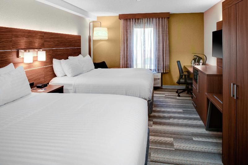 Номер Стандарт, Holiday Inn Express Richmond Mechanicsville, An Ihg