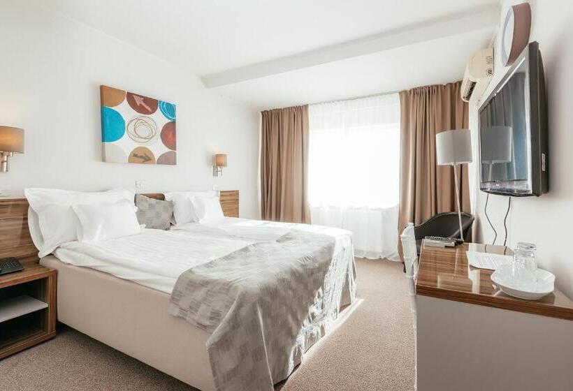 Номер Deluxe, Riviera By Queens Hotel And Resort