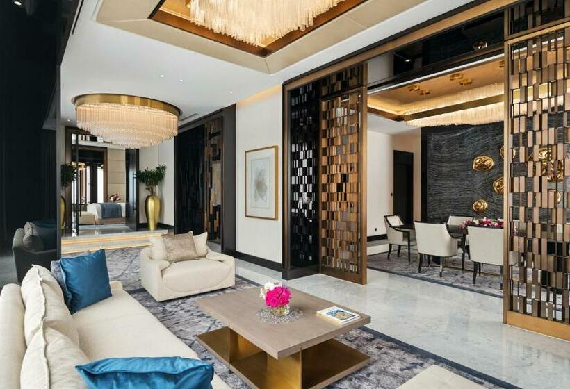 Президентский Люкс, Taj Jumeirah Lakes Towers