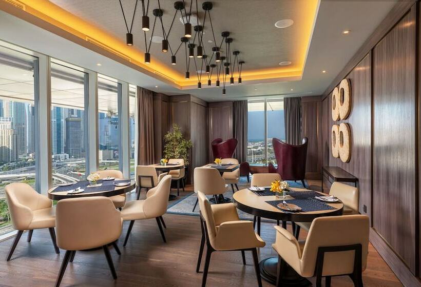 Президентский Люкс, Taj Jumeirah Lakes Towers