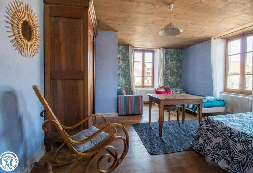 Семейный Номер, La Maison Des Archers