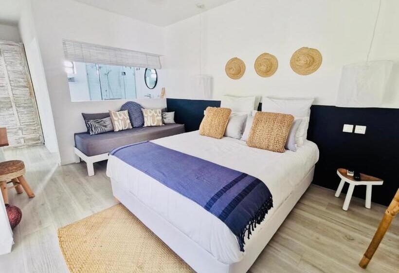 اتاق استاندارد با چشم‌انداز استخر, The Good Life Eco Lodges   Serenity & Wellness Resort   Adult Only