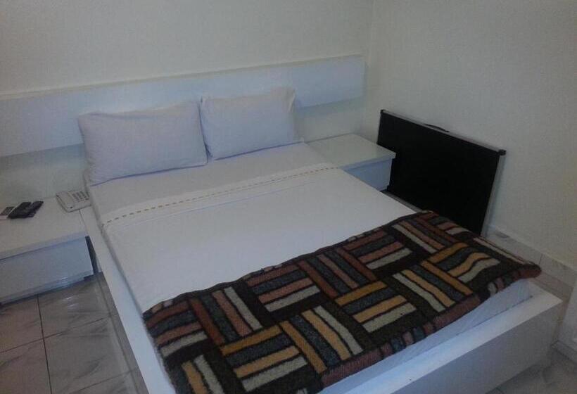Номер Стандарт, Woodpecker Resort