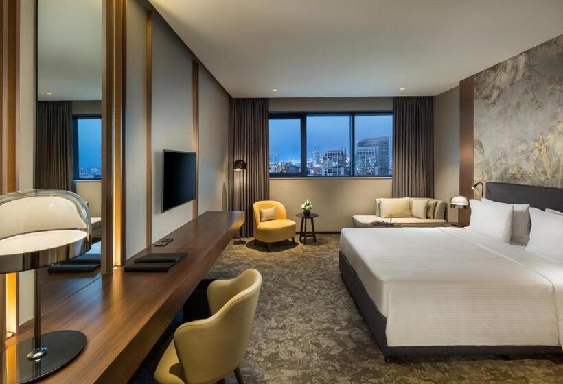 Номер Deluxe Кровать Кинг, Millennium Place Barsha Heights Hotel