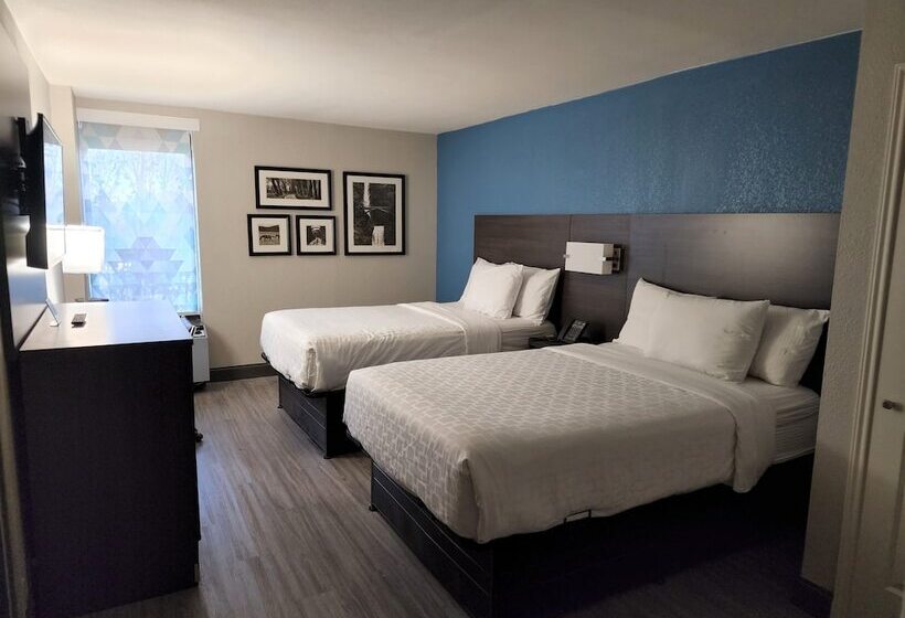 Номер Deluxe, La Quinta By Wyndham Houston Stafford Sugarland