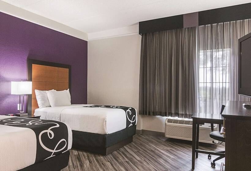 带2个双人床的标准工作室, La Quinta By Wyndham Orlando Airport North