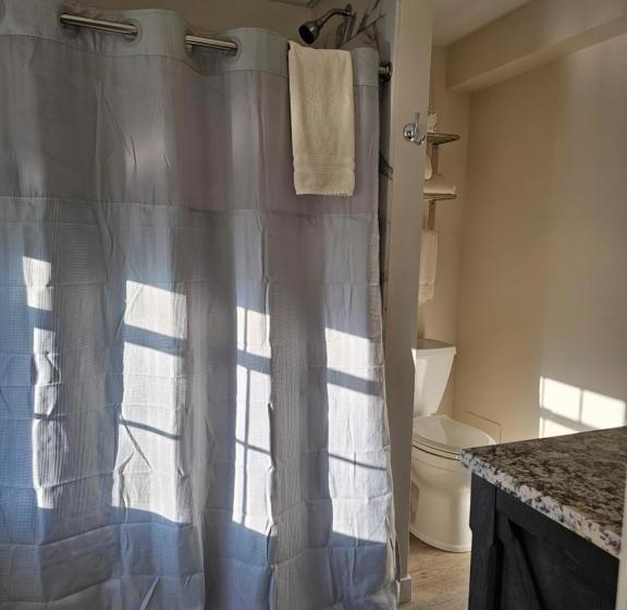 Номер Deluxe Кровать Кинг, Lowell Inn