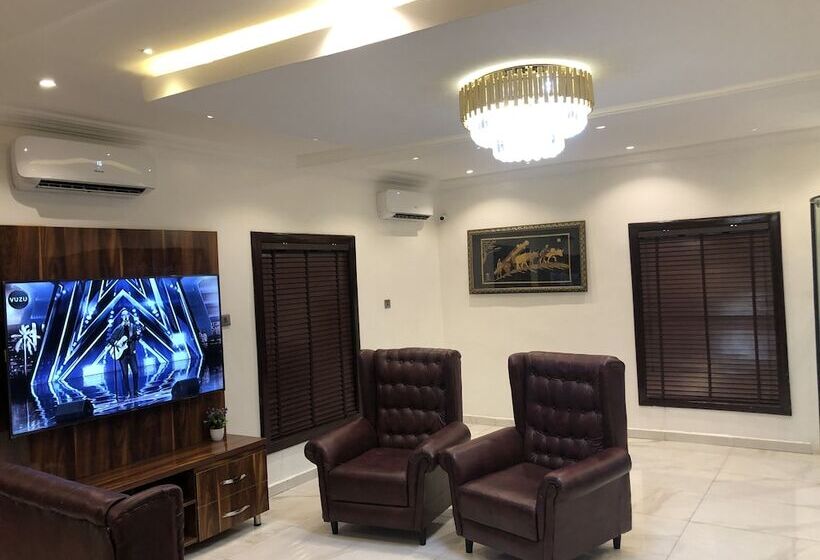 سوییت اجرایی, Mesorein Luxury