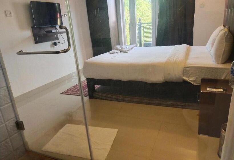 디럭스 룸, Balaji Inn Baga