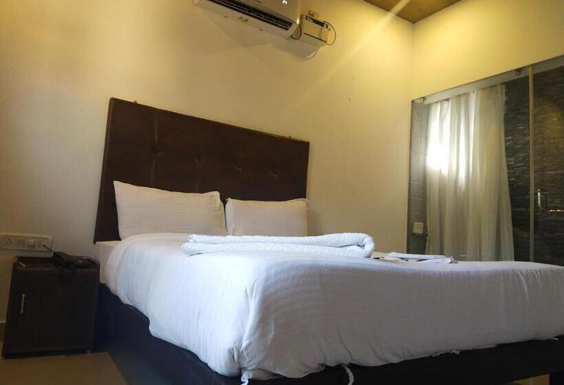 디럭스 룸, Balaji Inn Baga