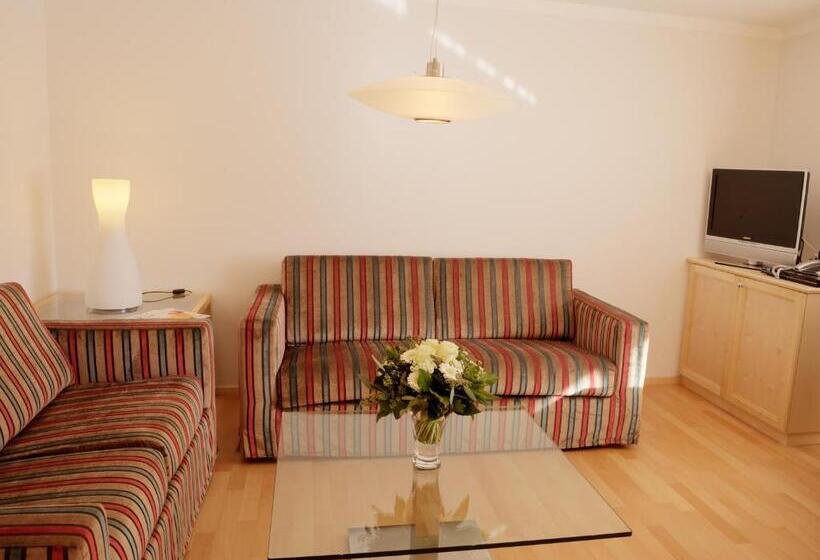 1 Szobás Apartman, Pension Grissemann