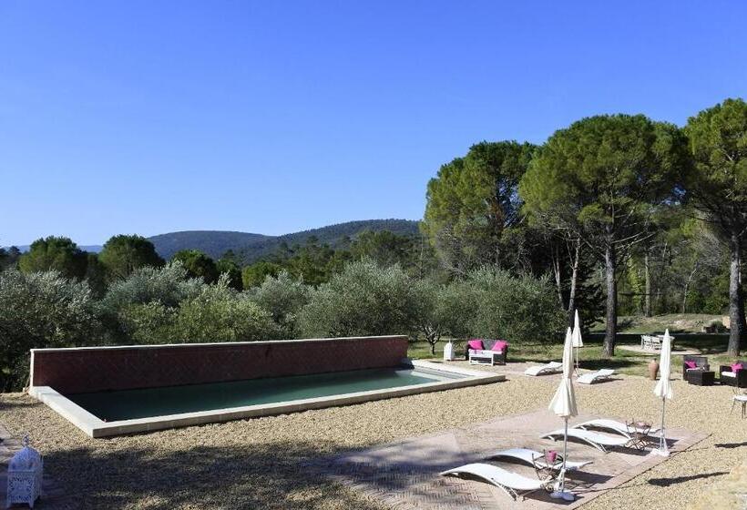 Номер Стандарт Вид на Бассейн, La Bastide De La Provence Verte, Chambres D Hôtes