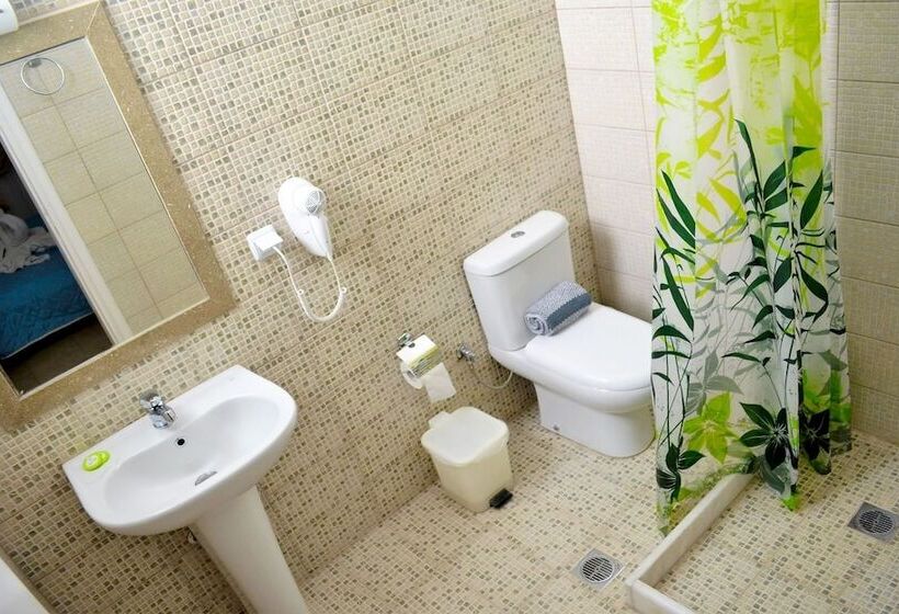 Номер Стандарт Трехместный, Kastro