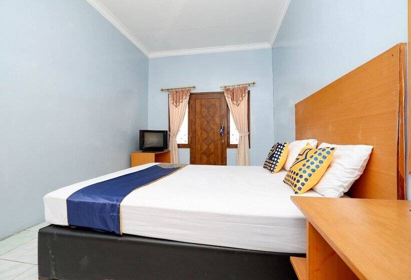 Семейный Номер, Spot On 2240 Simpang Tujuh Residence