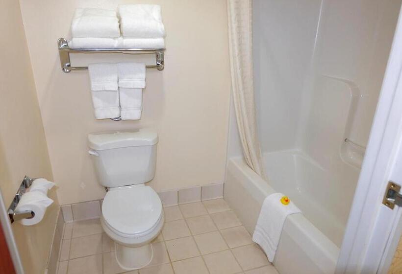 Люкс Кровать Кинг, Best Western Plus Eau Claire Conference Center